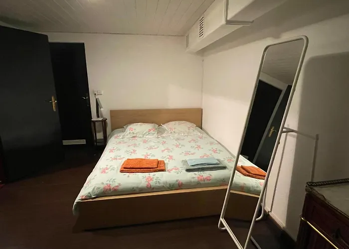 La Maison Du * Lutry